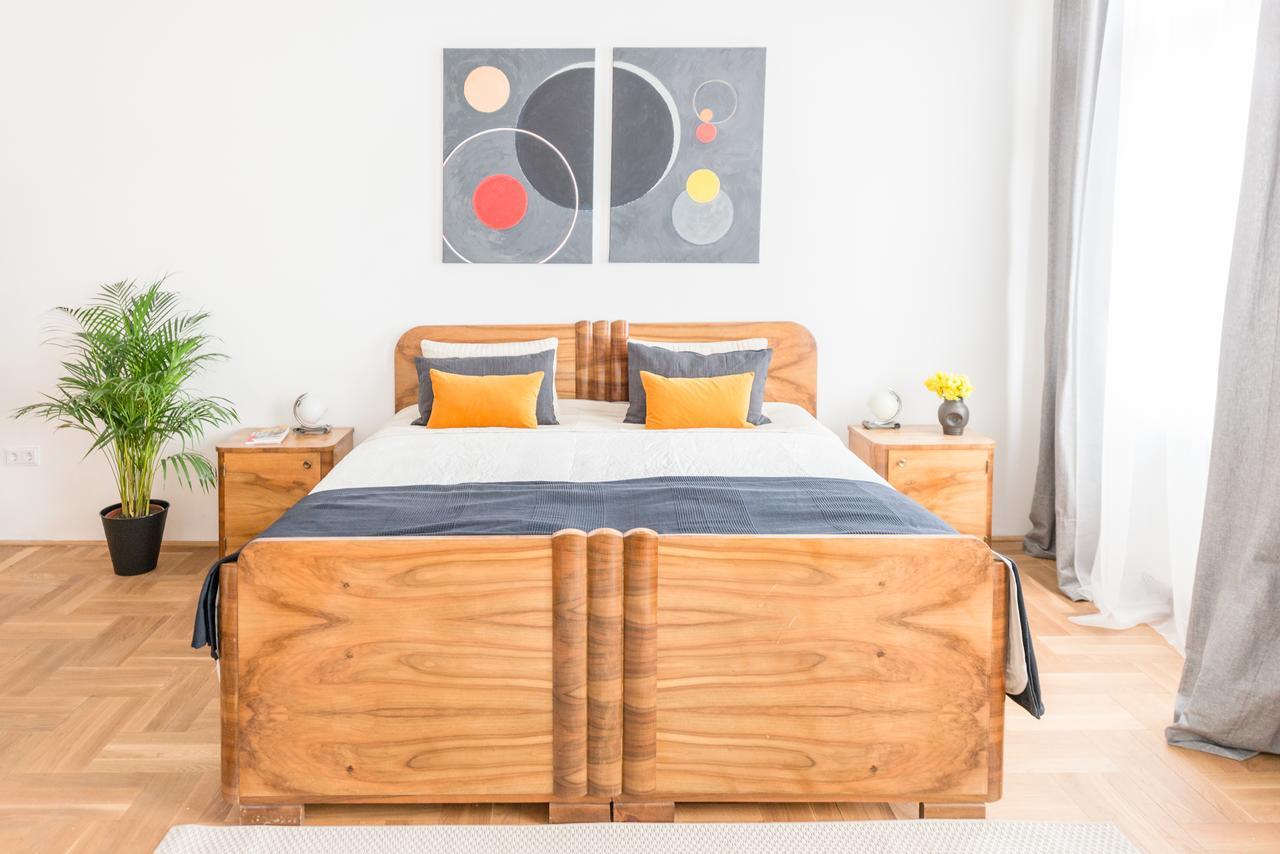 Modern Bauhaus Apartment Budapest Bagian luar foto
